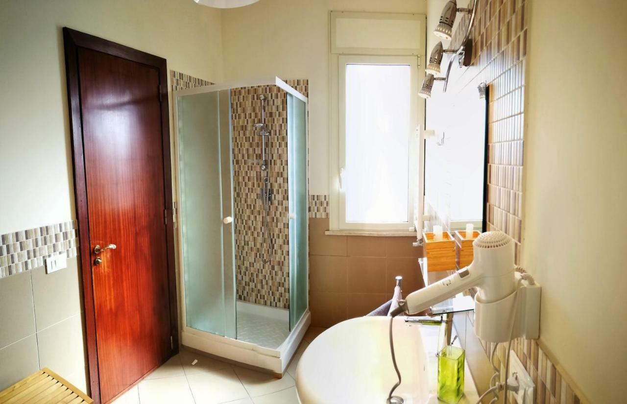 Casa Come Me Palermo Bagian luar foto