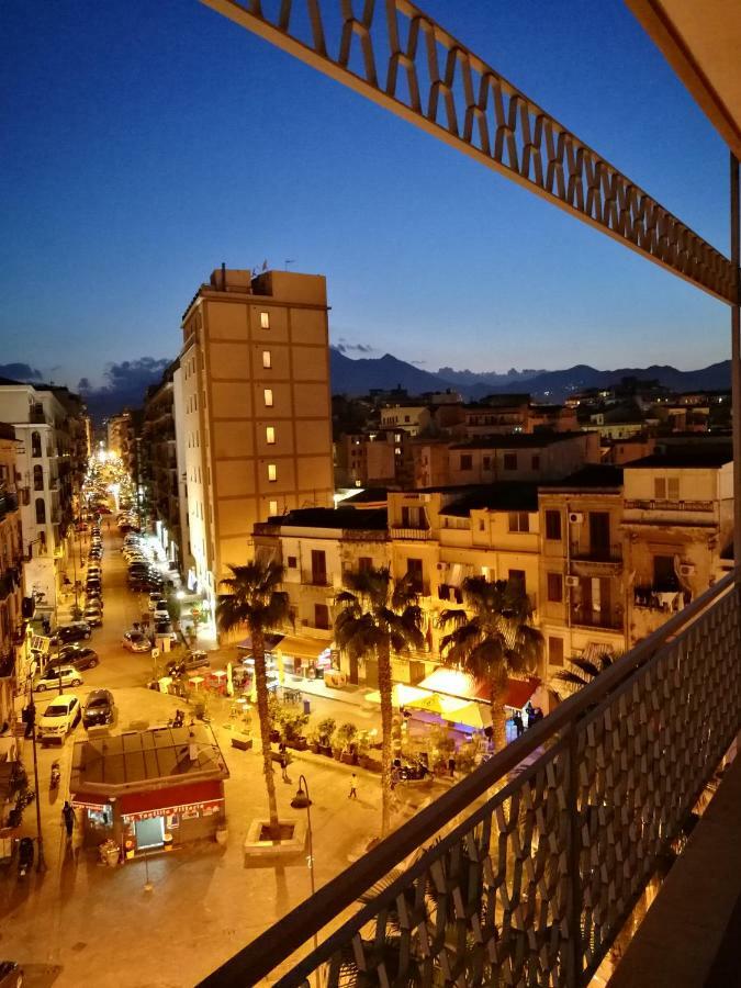 Casa Come Me Palermo Bagian luar foto