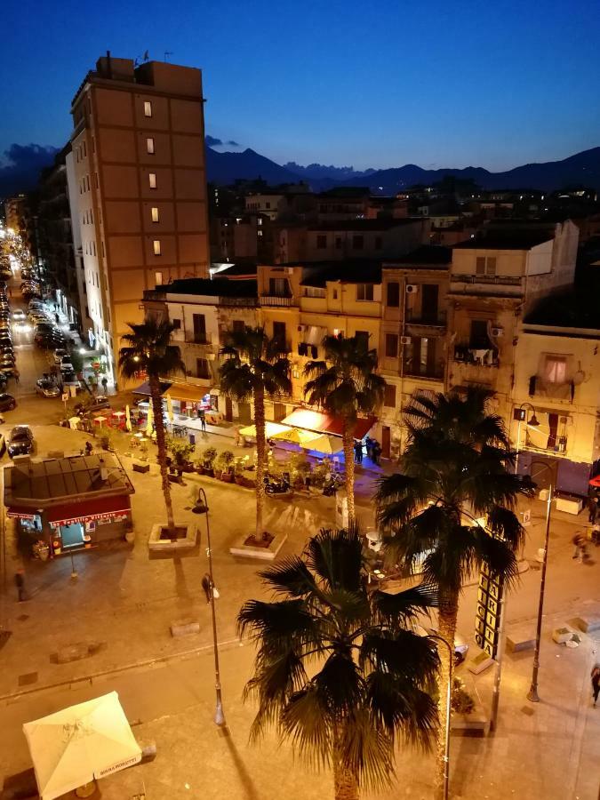 Casa Come Me Palermo Bagian luar foto